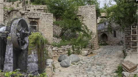 逃离毁灭城堡游戏截图3