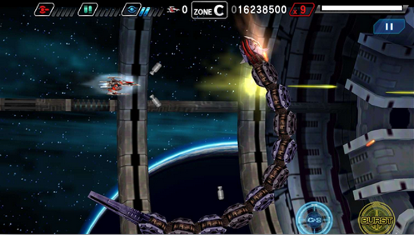 太空战斗机第二序章游戏截图1